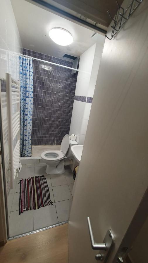 Hotel Le Privilege ラ・クールヌーヴ エクステリア 写真