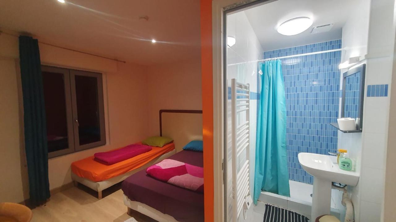 Hotel Le Privilege ラ・クールヌーヴ エクステリア 写真